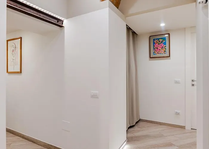 Brera Art In Apartment Milan